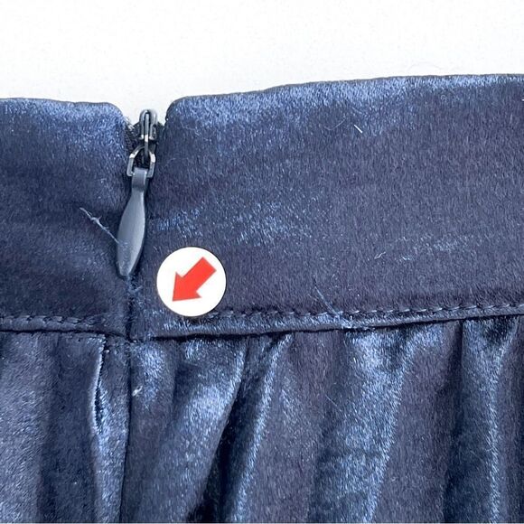 Essue Navy Pleated Skirt Side Zip Women's S - Picture 6 of 9